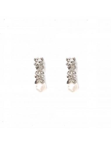 Petals Bar Earrings in Sterling Silver with Pearl